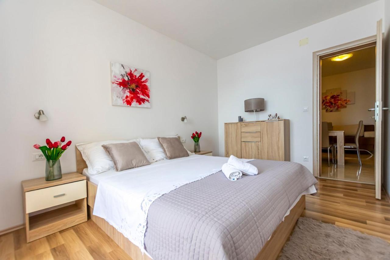 Apartments Beach Dream Mimice Eksteriør bilde