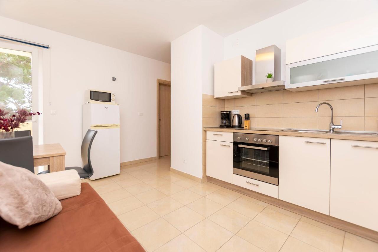 Apartments Beach Dream Mimice Eksteriør bilde