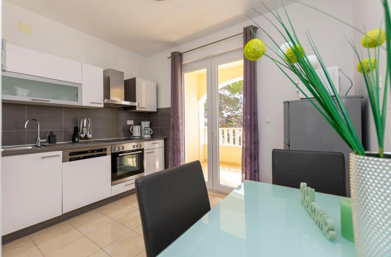 Apartments Beach Dream Mimice Eksteriør bilde
