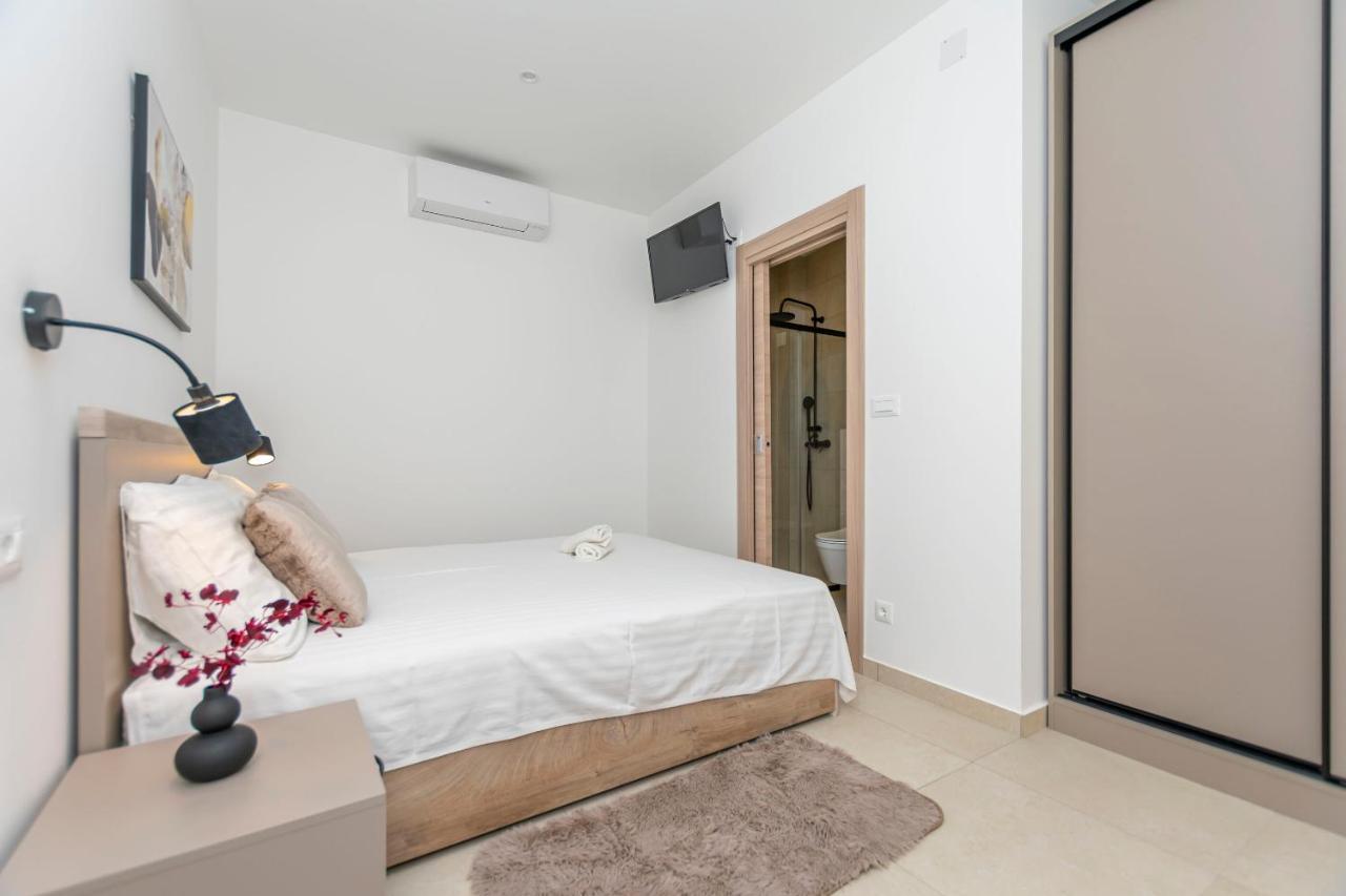 Apartments Beach Dream Mimice Eksteriør bilde
