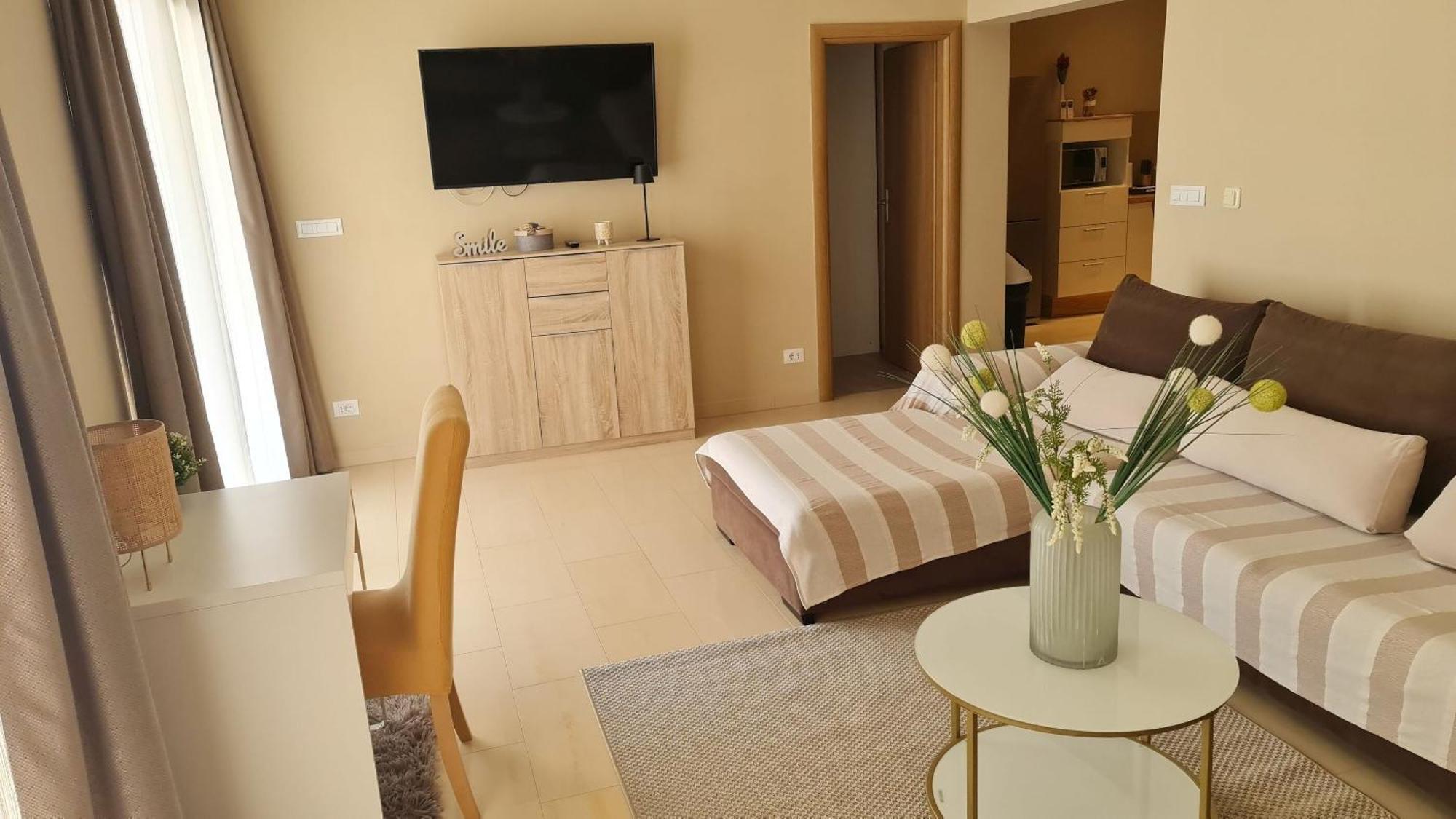 Apartments Beach Dream Mimice Eksteriør bilde